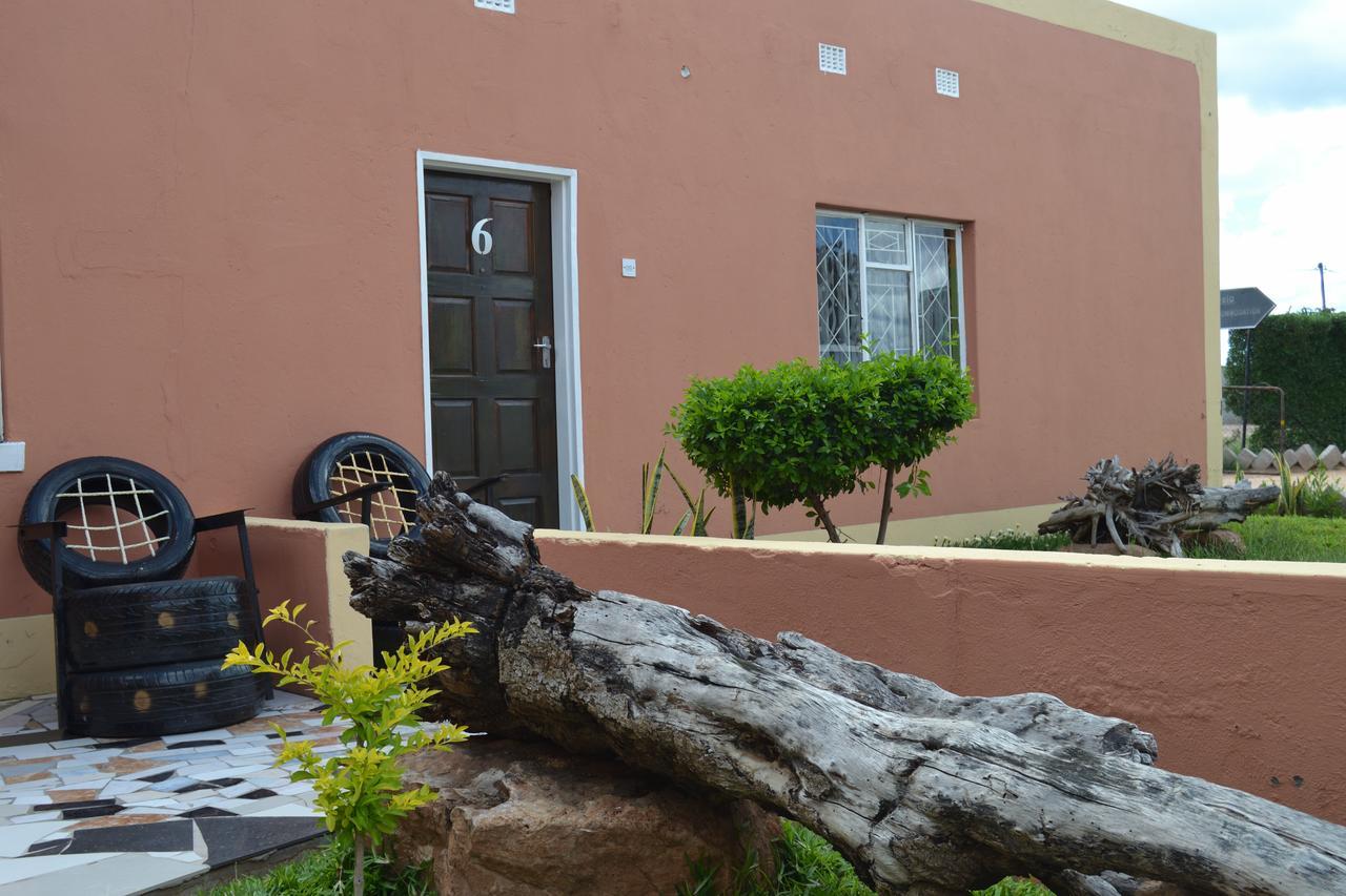 Seelo Guest Accommodation Letlhakane Extérieur photo
